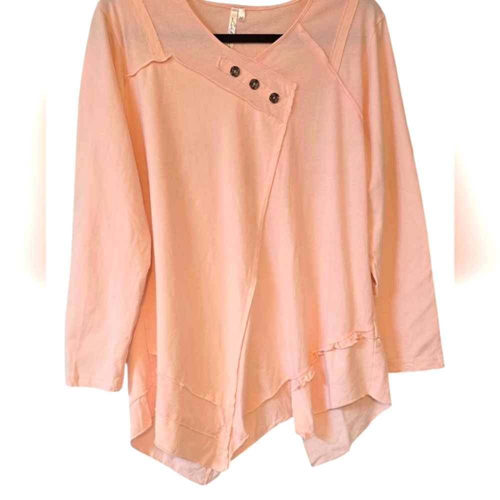 Lulu B Lt. Pink Asymmetrical Button-Detail Top Size M